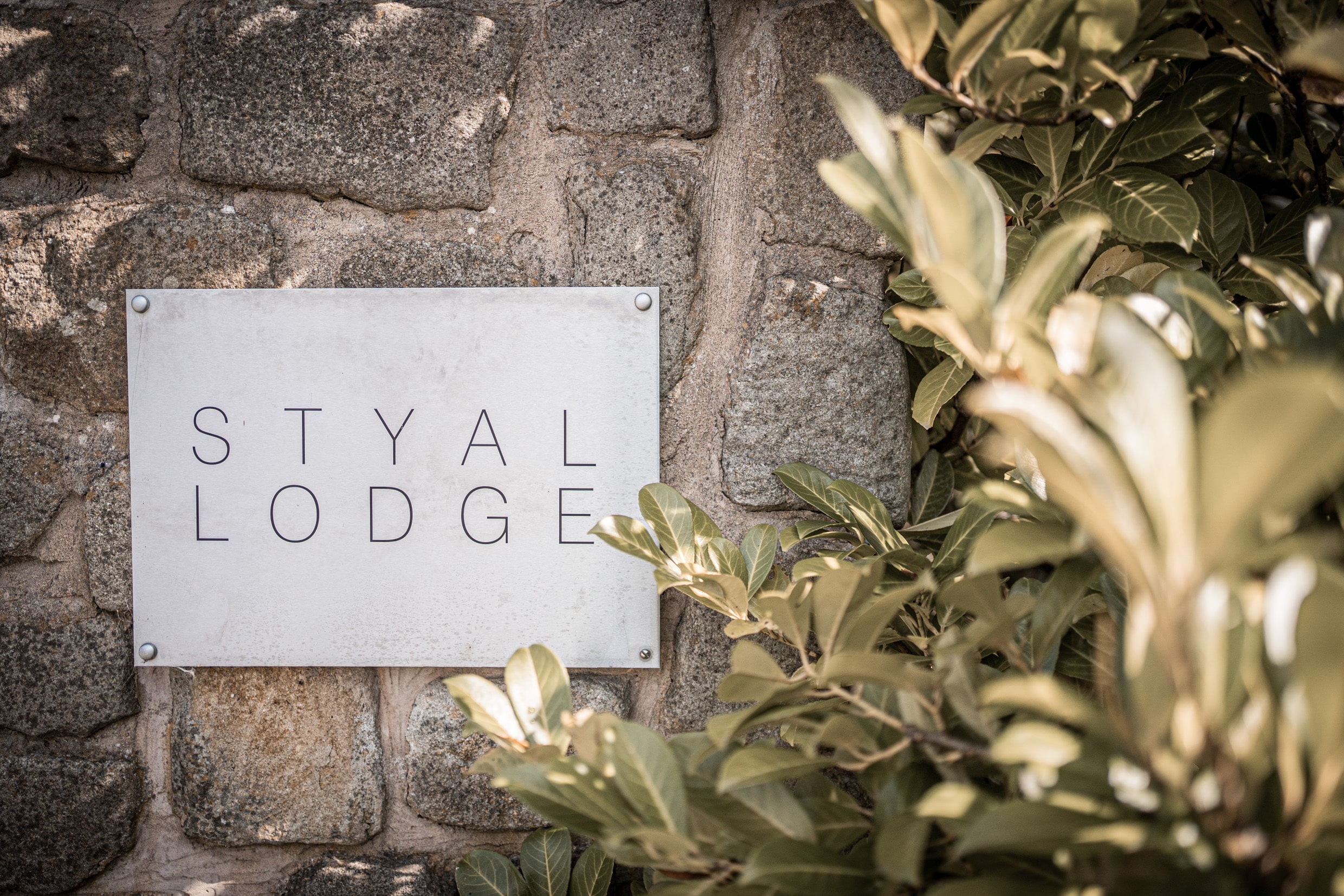 A STYAL LODGE WEDDING: LUCY & TOM | Simply Beautiful Photo & Film